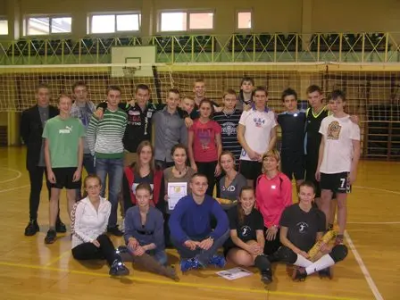 Antrų klasių tinklinio turnyras, skirtas gimnazijos gimtadieniui